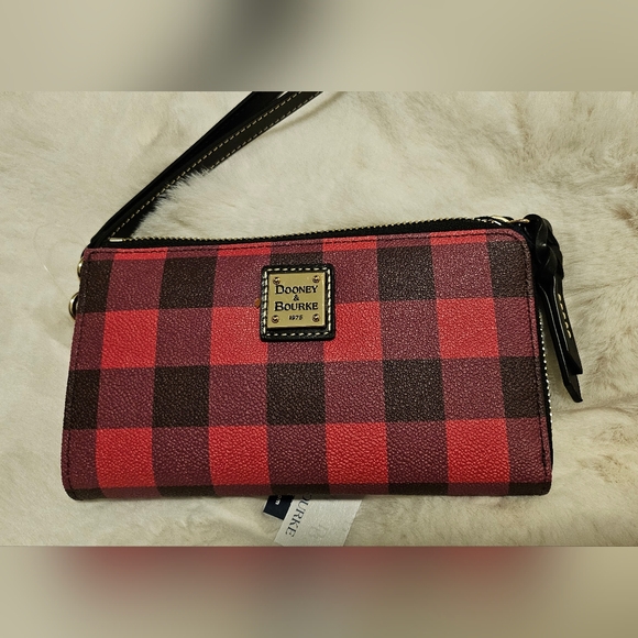 Dooney & Bourke Large Zip Around Wristlet.
